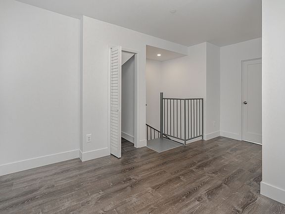 5th image of 4105 21st Ave