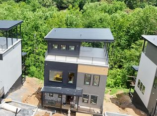 2957 Tipi Way, Pigeon Forge, TN 37863
