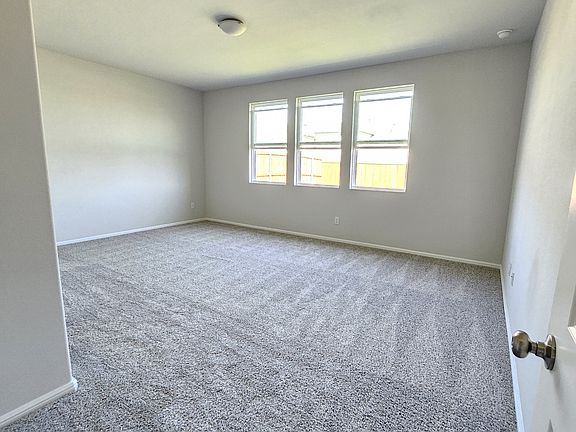 3rd image of 704 Portina Dr