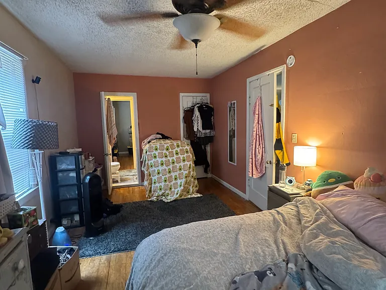 914 Oak St — Photo 10