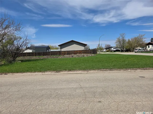 2101 100A Street, Tisdale, SK S0E 1T0
