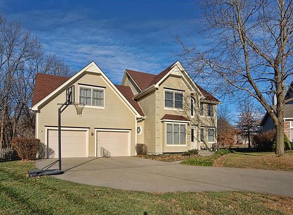 2nd image of 1804 Dunwich Ct