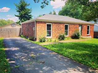 4001 Riveroaks Cir, Louisville, KY