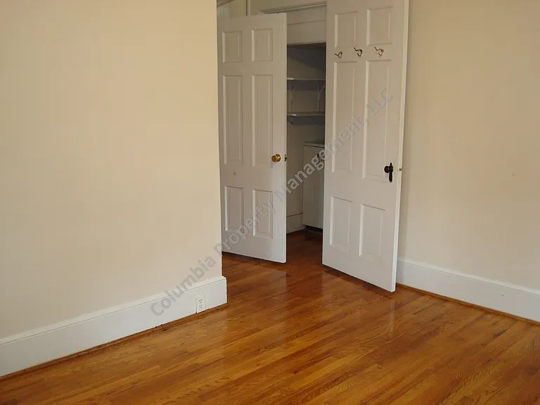201 King St #4 — Photo 5