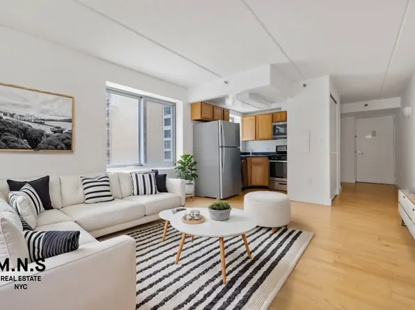 63 Schermerhorn Street image 2 of 6