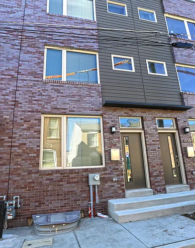 1106 E Hewson St Photo 1