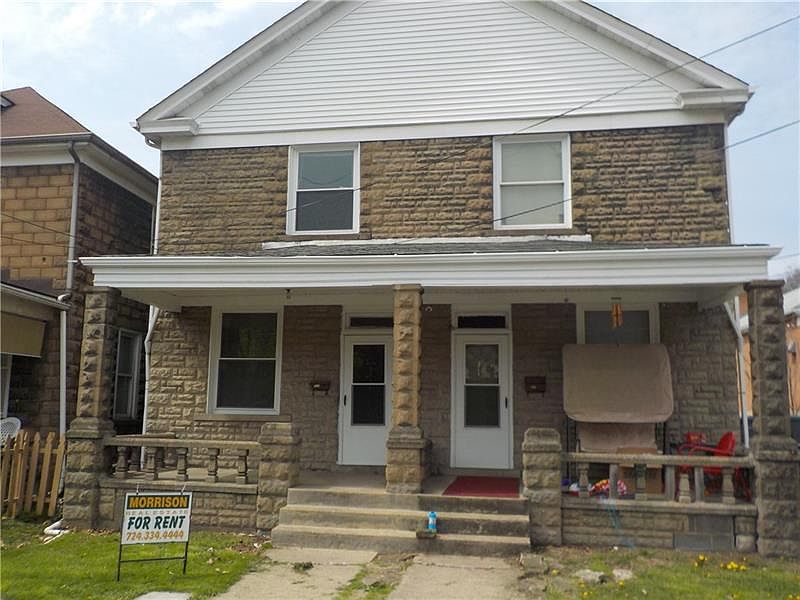 1st image of 645-47 Bell St