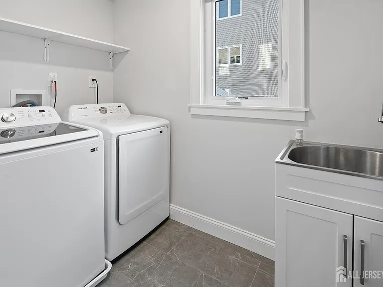 22 Arcadia Pl #B — Photo 36