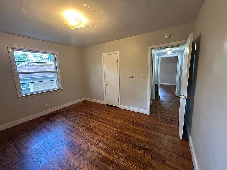 1822 Abbott Ave — Photo 15