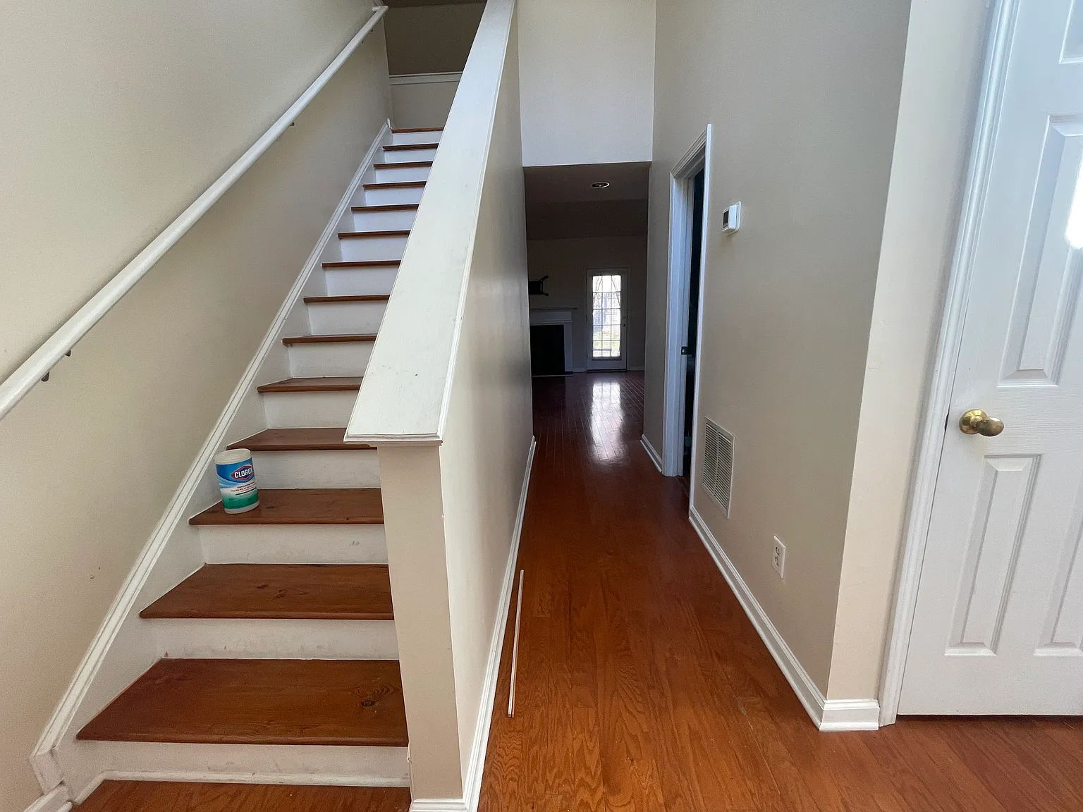 205 Morton Creek Cir — Photo 2