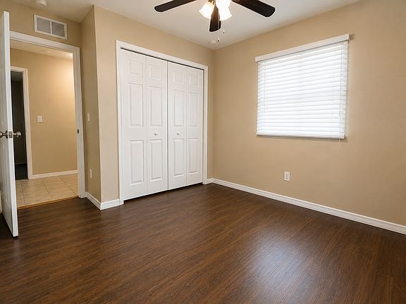 5th image of 346 Bell Blvd S