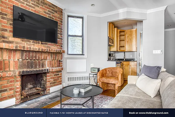 Rented by The Blueground | media 37