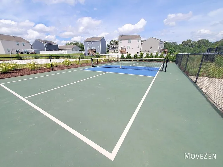 349 Silicon Dr — Photo 31