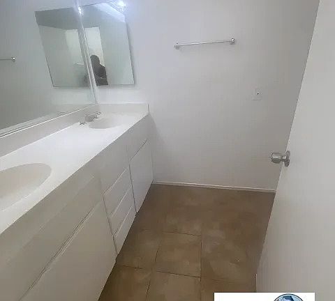 3rd image of 14753 Rockrose St