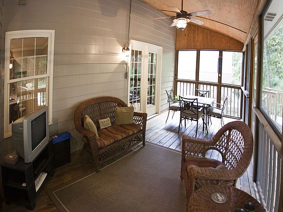Screened Porch