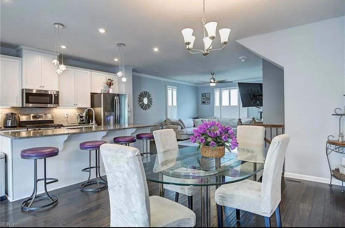 4 bed, 2410 sqft, $3,500 — Photo 3