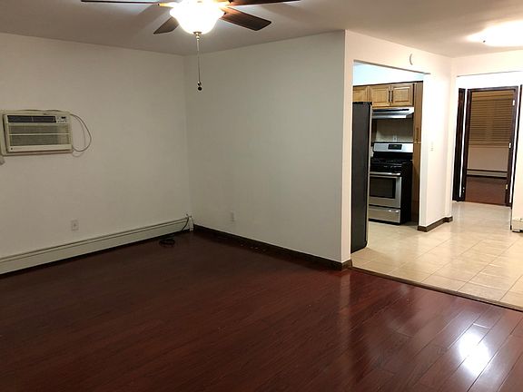 5th image of 2807 Collis Pl Floor 2