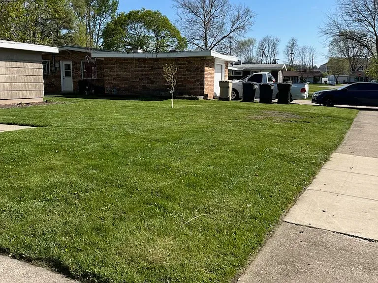 728 Whitehall Dr — Photo 7