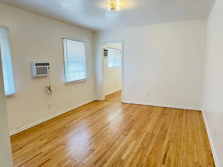 503 W Lugonia Ave — Photo 23