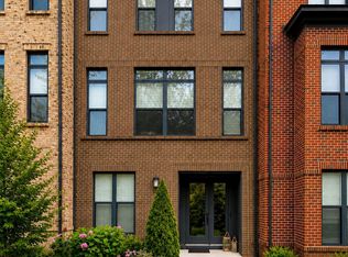 12239 Sessile Cmns, Fairfax, VA 22030