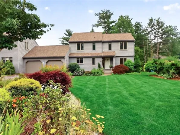 68 Trout Farm Ln, Duxbury, MA 02332
