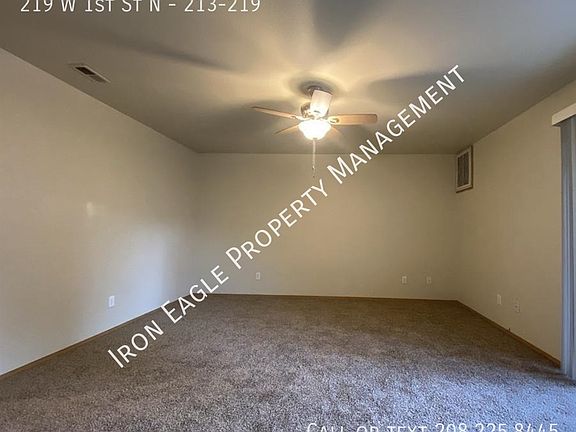 4th image of 219 W 1st St N #213