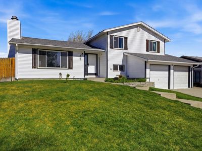 2834 Cherokee Ln, Casper, WY, 82604