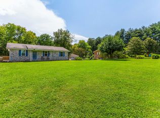 1940 Austin Rd, Lafayette, TN 37083