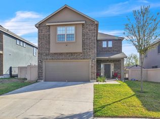 5607 Buckskin Dr, Laredo, TX 78046