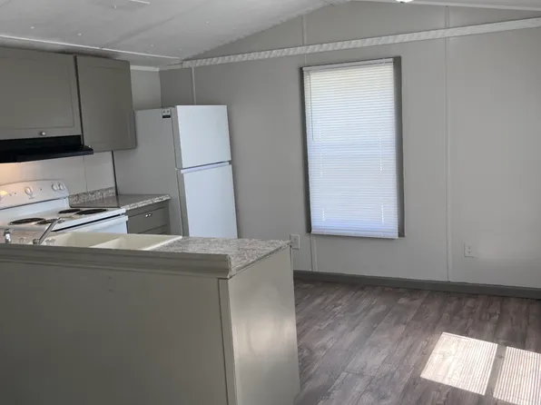 41 Ronnie St, Hazlehurst, GA 31539