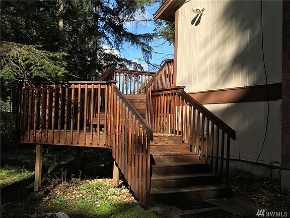 4th image of 21710 92nd Ave E