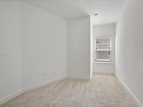 4th image of 11485 Gully Ct