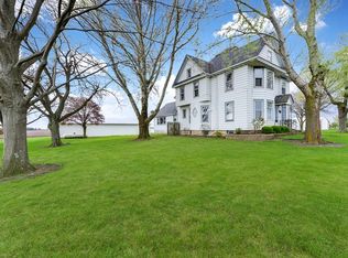 11620 Newark Rd, Newark, IL 60541