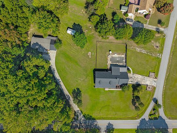 3rd image of 408 Old Bethlehem School Rd #412