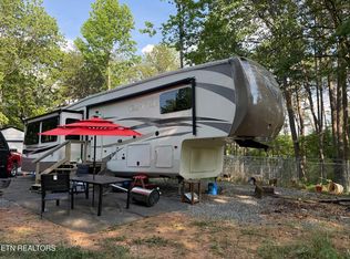 180 Mountain Rd, Tellico Plains, TN 37385