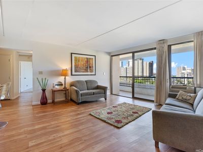 2333 Kapiolani Blvd APT 814, Honolulu, HI, 96826