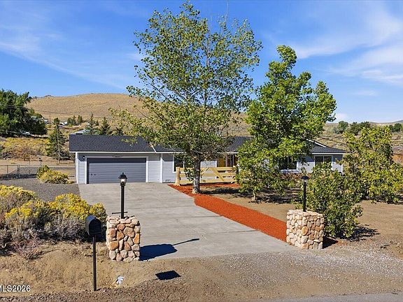 3rd image of 10605 Bighorn Dr