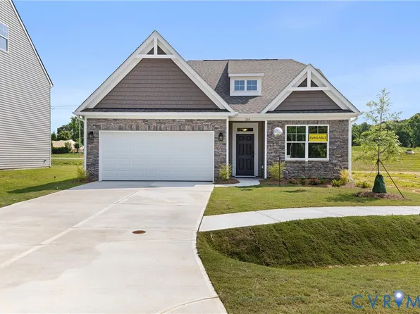 10290 Szalay Ln, Ashland, VA 23005