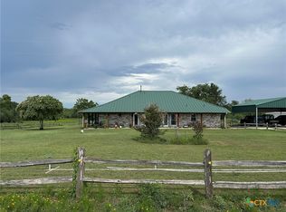 1912 Seminole Trl, Dale, TX 78616