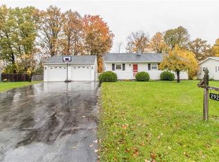 292 Hollybrook Rd, Rochester, NY 14623