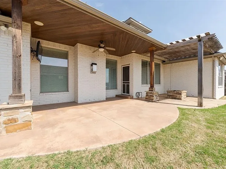 3008 Wind Call Ln — Photo 42