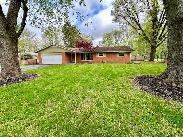 1947 Woodcliffe Dr, Troy, OH 45373
