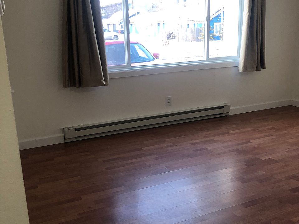 Living room facing 26th Avenue