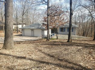 166 Queensberry Dr, Branson West, MO 65737