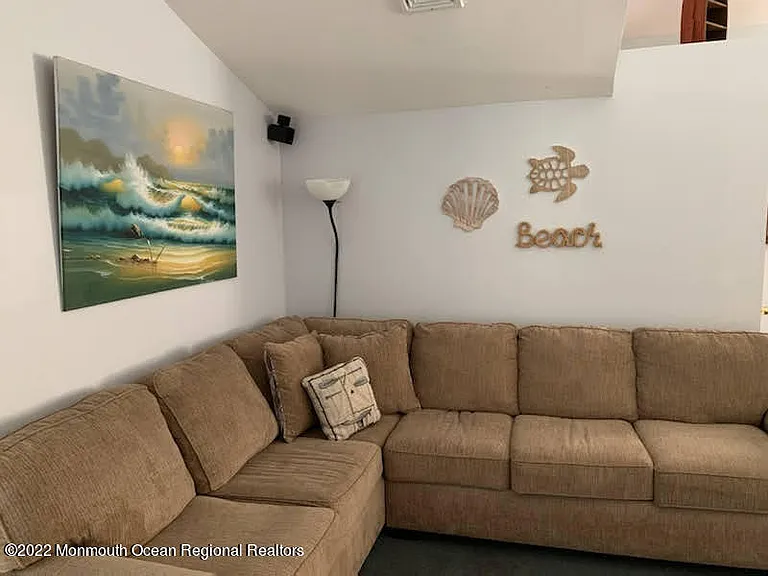 61 Fielder Ave #2 — Photo 7
