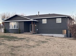 4826 Sunnyslope Dr, Woodward, OK 73801