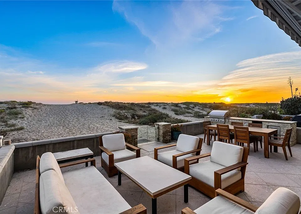 7304 W Oceanfront
