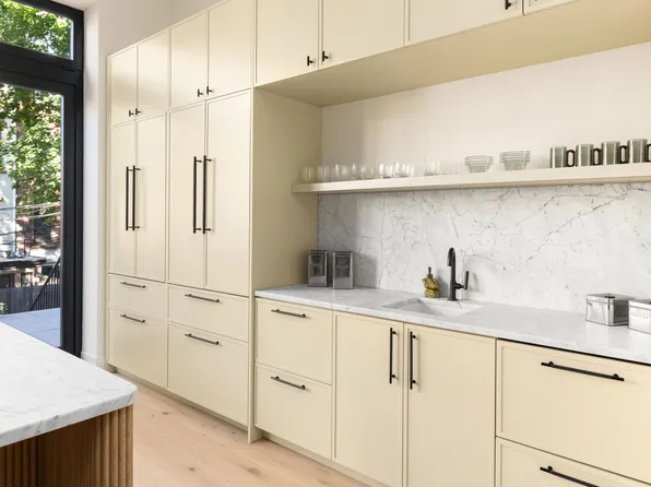 839 President Street image 11 of 53