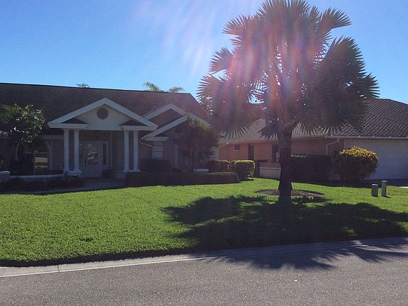 2nd image of 9541 Campbell Cir