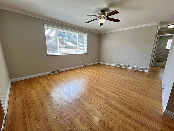3rd image of 707 Lepere St APT A